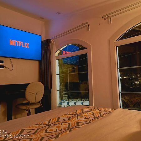 Celestia Boutique Inn - Boutique Stay Overlooking Jerash Ruins Jarash Exterior foto