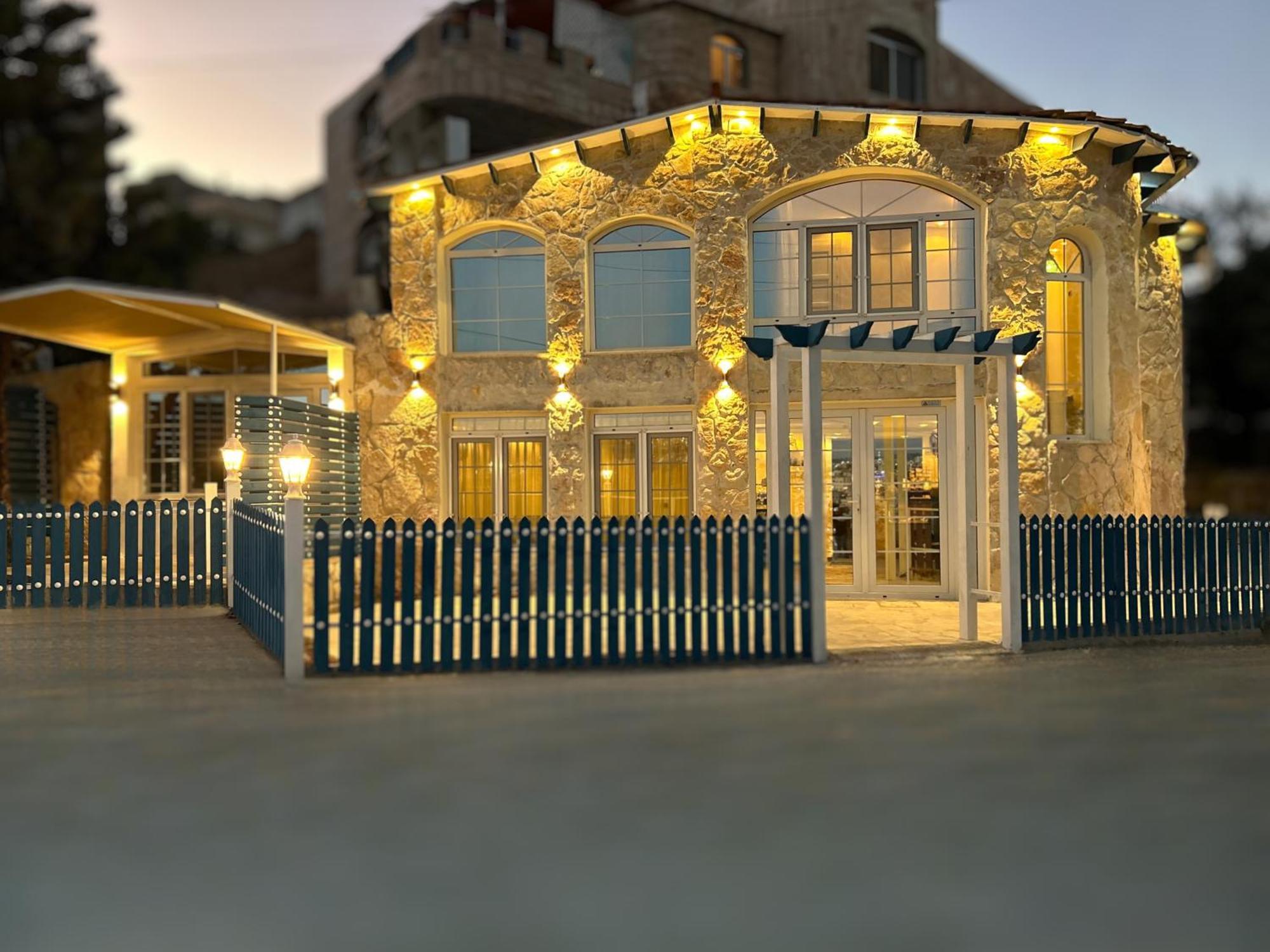 Celestia Boutique Inn - Boutique Stay Overlooking Jerash Ruins Jarash Exterior foto