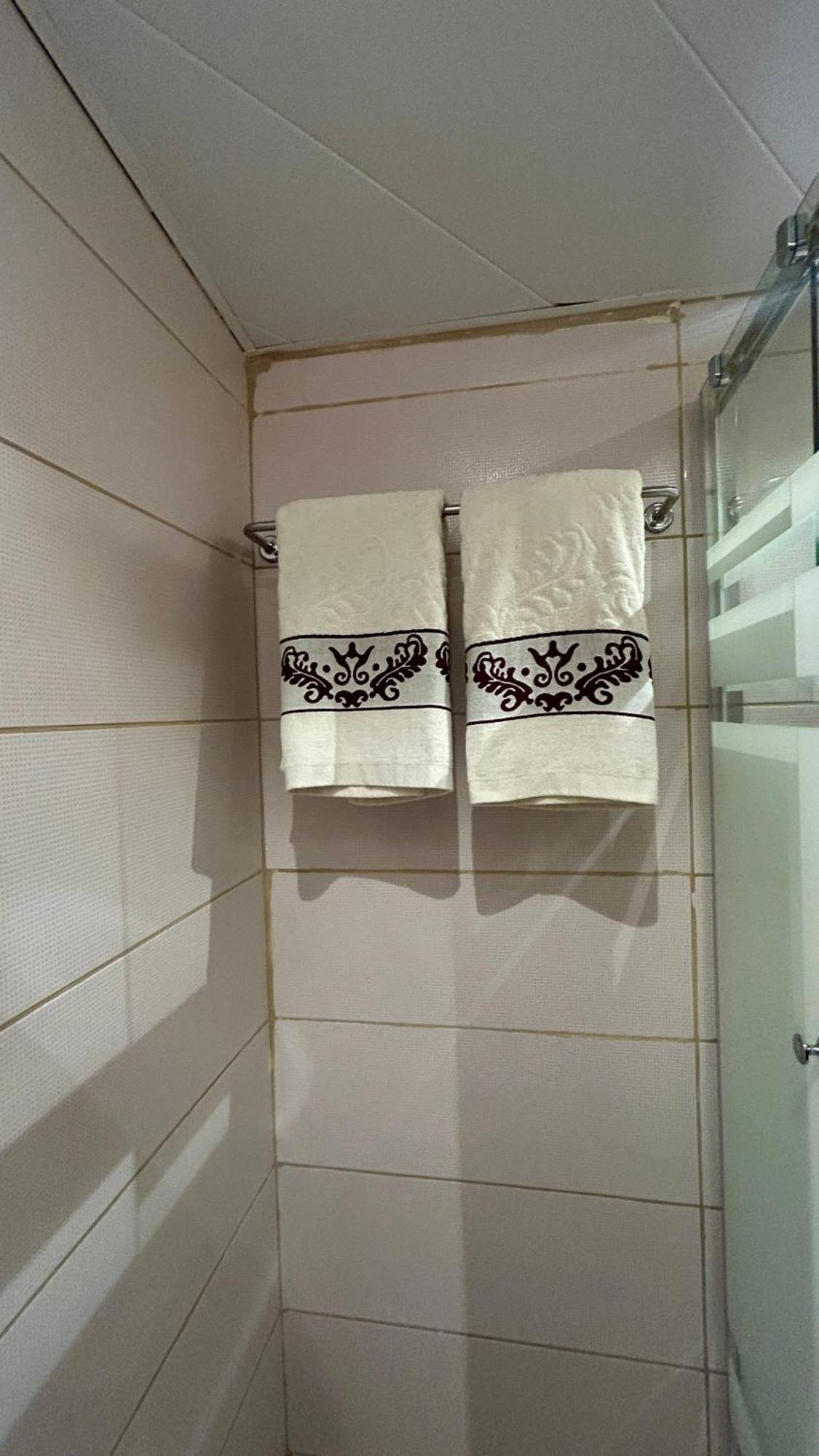 Celestia Boutique Inn - Boutique Stay Overlooking Jerash Ruins Jarash Habitación foto