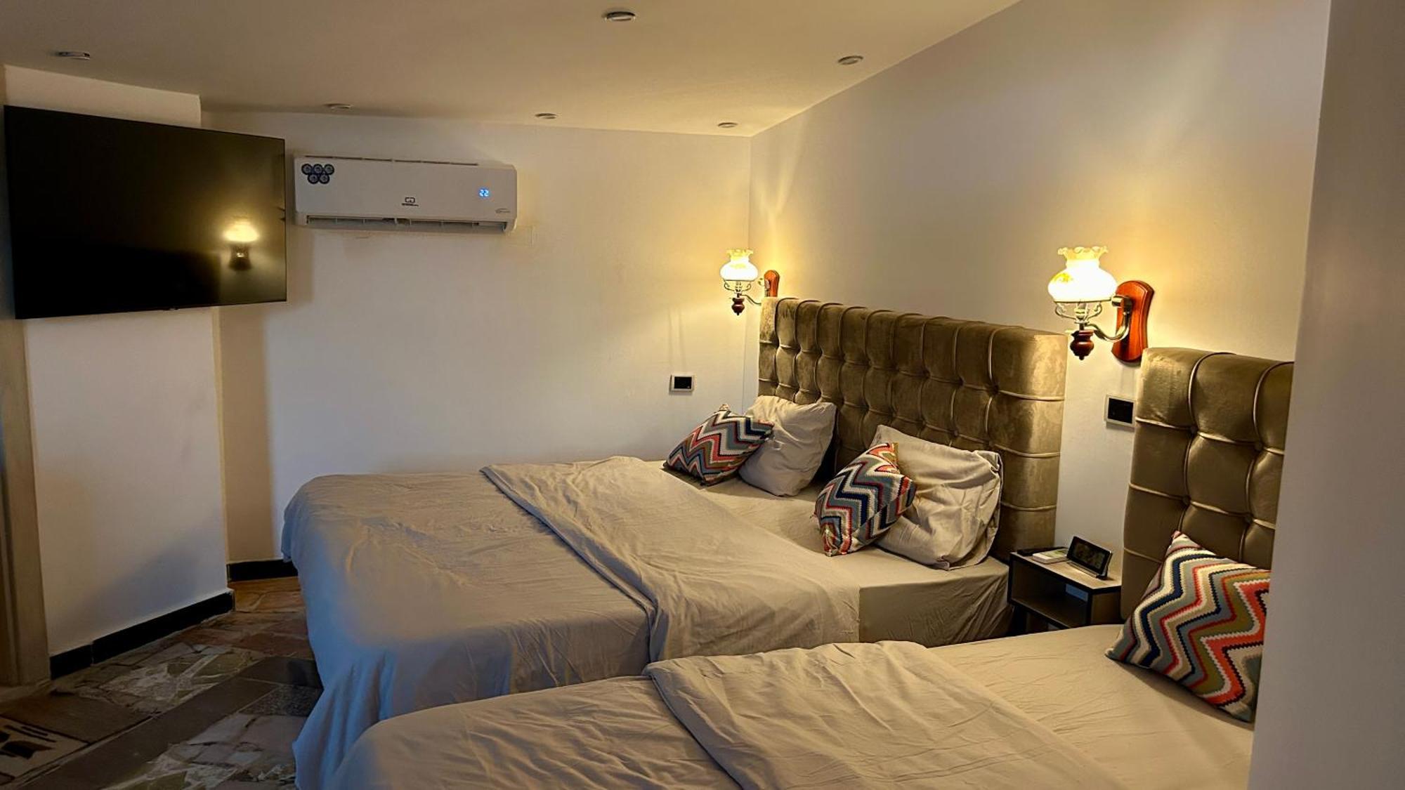 Celestia Boutique Inn - Boutique Stay Overlooking Jerash Ruins Jarash Habitación foto
